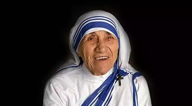 Anlamlı ve Güzel Rahibe Teresa Sözlerialıntı sözleri
